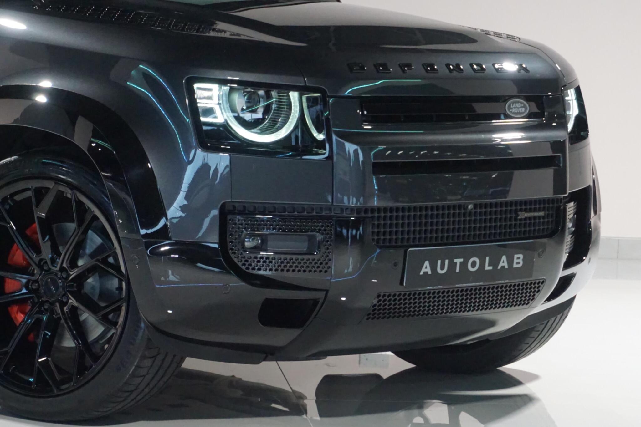 Land Rover Defender 110 3.0 D300 MHEV X-Dynamic HSE SUV 5dr Diesel Auto 4WD Euro 6 (s/s) (300 ps)